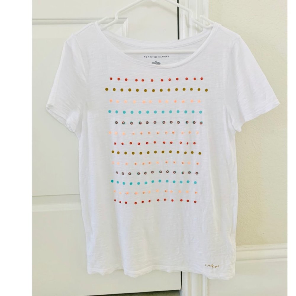 🌞Tommy Hilfiger 🌞EUC Special Design Tee Shirt